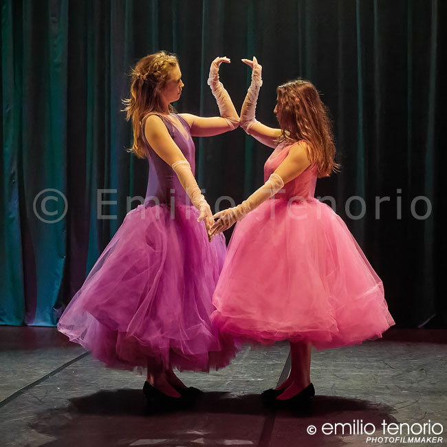 ETER.COM - Teatros del Canal - Hermanas Gestring - Hacer amor - © Emilio Tenorio